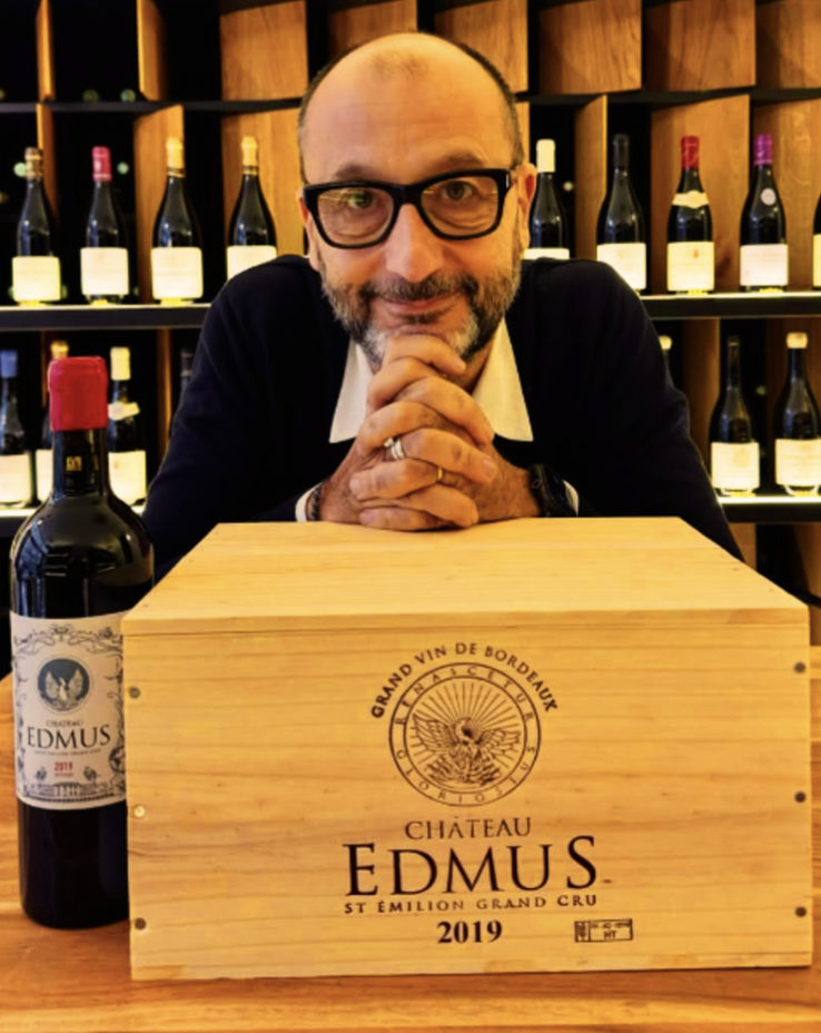 Caisse bois gravée du Château EDMUS, Saint-Émilion Grand Cru — Millésime du Club