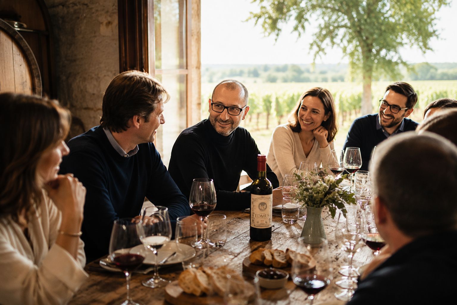 Table dressée à l'entrée du Château EDMUS, Saint-Émilion Grand Cru